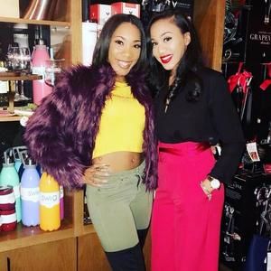 Meet your Posher, Tiera